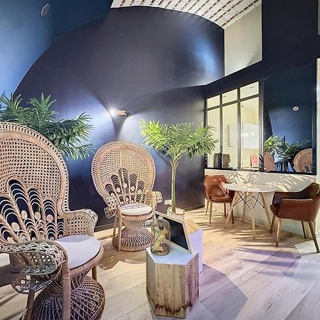 La Parenthese Envoutee Aparthotel Amiens Exterior foto